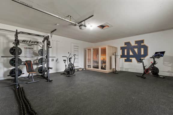 35-Guest Luxury Estate | Hot Tub, Sauna | Near ND